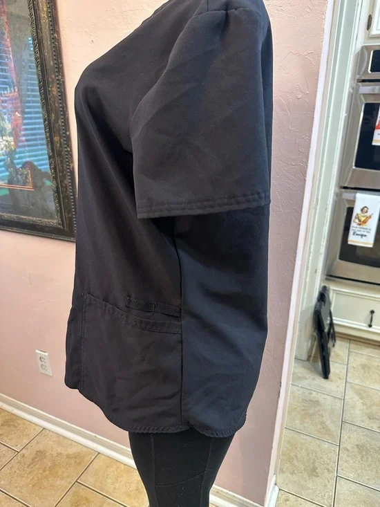 Scrubstar Black V-Neck Short Sleeve Nursing Top - Picture 2 of 5